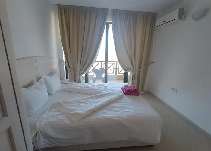Apartament Oasis 2 Bedroom *